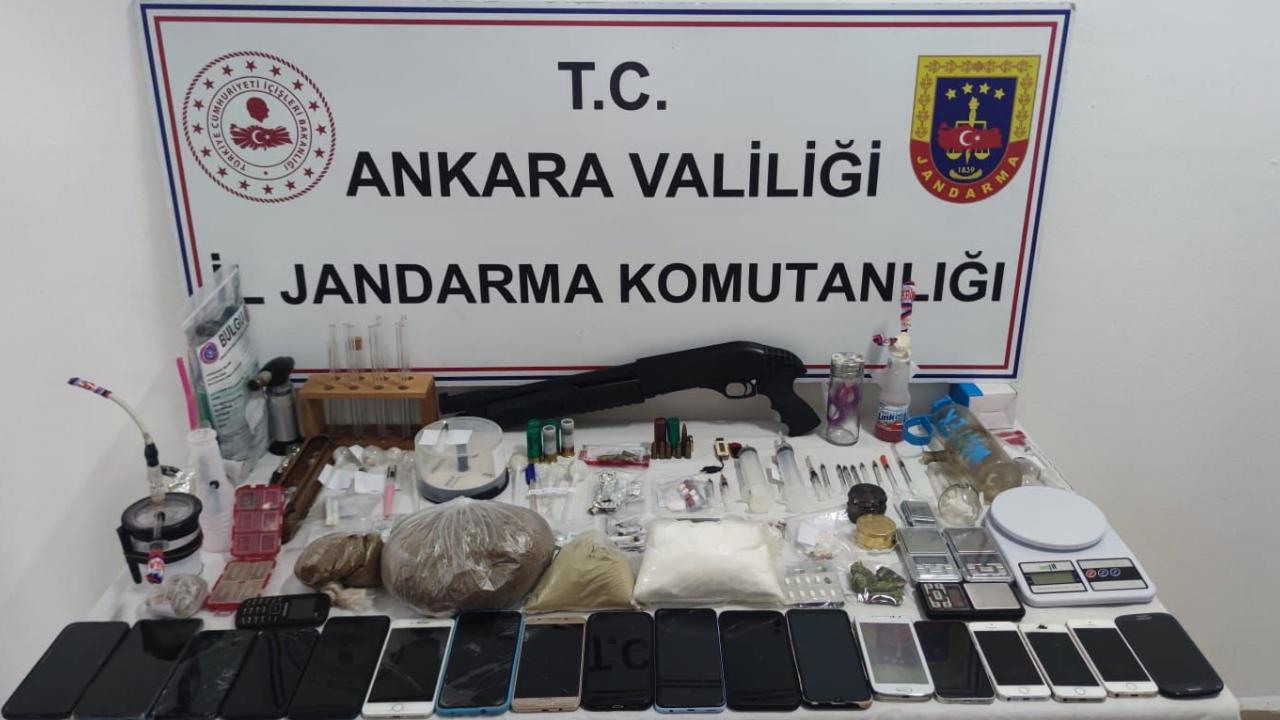 Ankara'da uyuşturucu operasyonu: 28 GÖZALTI