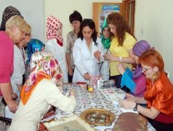 Makedonya Ve Bosna Hersek'ten Gelen Öğretmenler Komek'te Eğitim Gördü