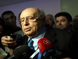 Demirel: "Anayasa Değişikliği Yapılmalıdır!."