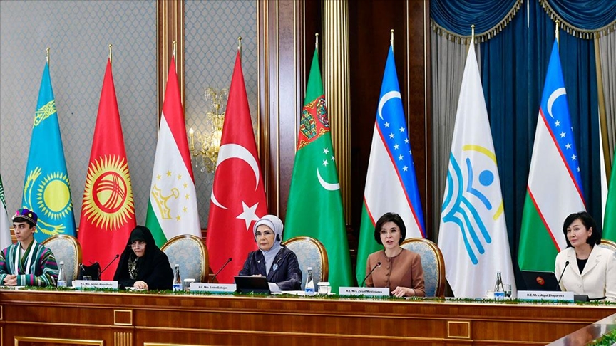 Emine Erdoğan'dan "Çocuklar ve Gençler İş Başında-Orta Asya'da İklim Değişikliği" forumuna ilişkin paylaşım