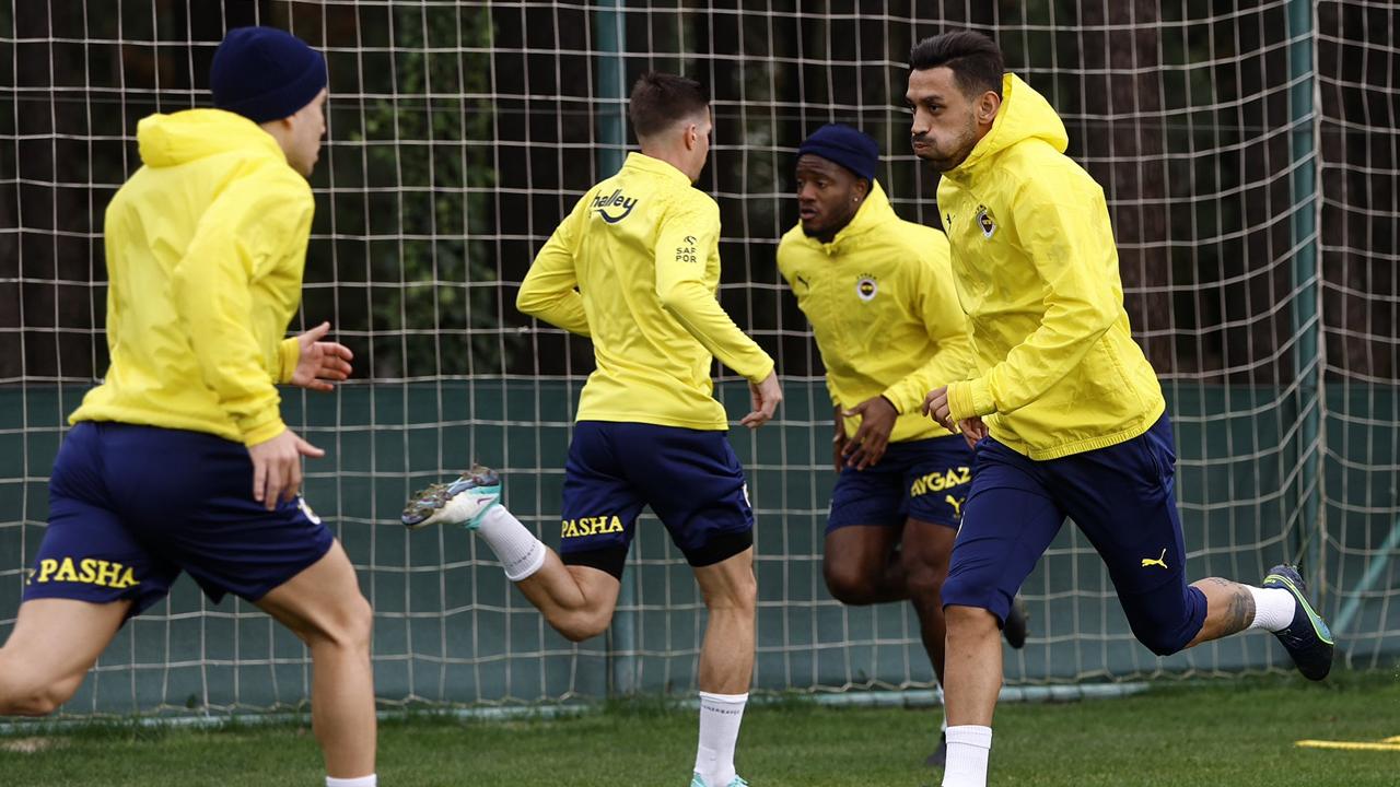 Fenerbahçe'nin Adana Demirspor maçı kadrosu açıklandı