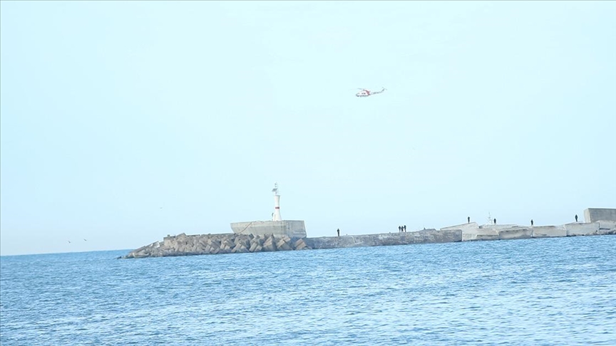 Zonguldak'ta batan geminin personelini arama çalışmaları sürüyor