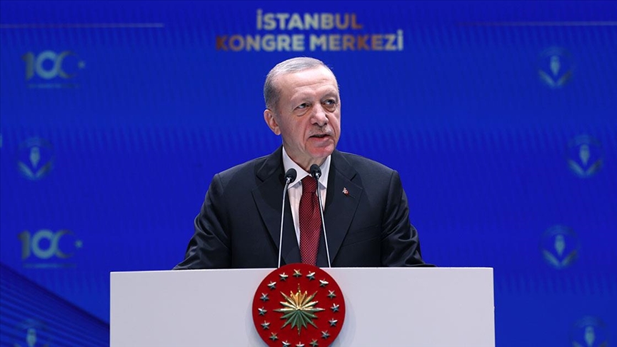 Erdoğan: 4 milyon 689 bin emeklimiz de 5 bin TL ödeme imkanından faydalanacak!
