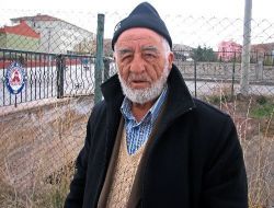 Öğrenmenin Yaşı Yok Dedi, 70'inde Kur'an-ı Kerim'i Okumayı Öğrendi