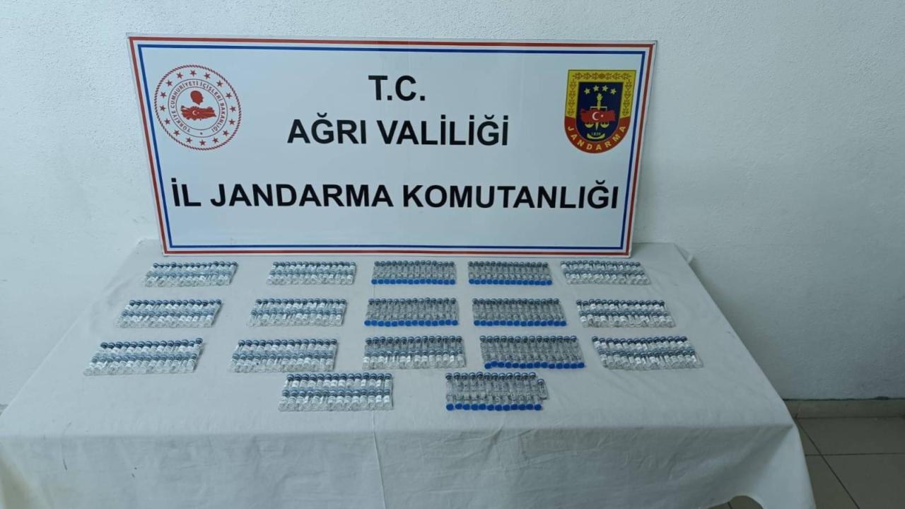 Ağrı'da kaçak 473 botoks ilacı ele geçirildi!