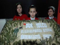 Öğrenciler Çanakkale Zaferi'ni Enstalasyon Sergisi İle Anlattı
