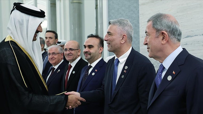 Bolat, Katar'la 5 milyar dolarlık ticaret hacminin hedeflendiğini bildirdi