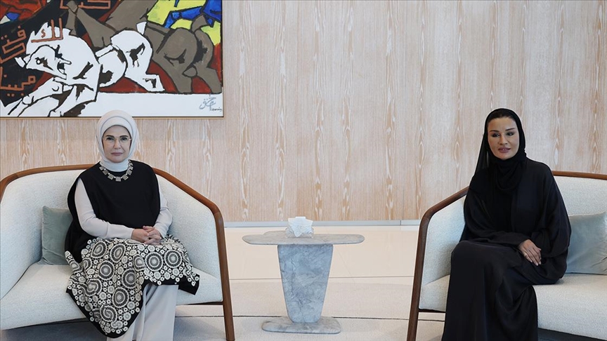 Emine Erdoğan'dan, Filistin İçin Tek Yürek Zirvesi'nin ardından oluşturulan eylem planlarına ilişkin adım