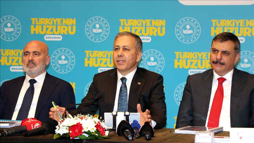 Yerlikaya: Huzurumuzu bozan kim olursa olsun 112'yi arayarak ihbar edin