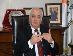 Ak Parti'li Elitaş: Anayasa Değişikliği Meclis'te Gerçekleşmezse, Referanduma Gideceğiz