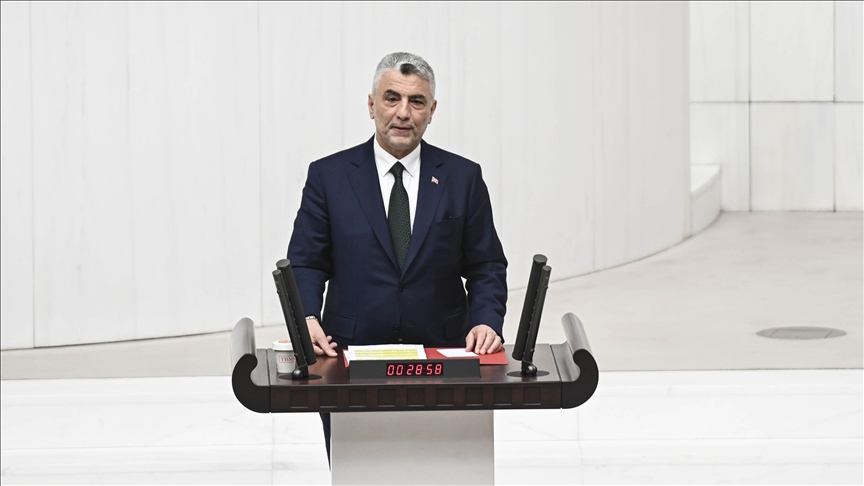 Bolat: Otomotivde, emlak piyasasında, kiralarda bugün yüzde 20-25 civarında bir düşüş kaydedilmiştir