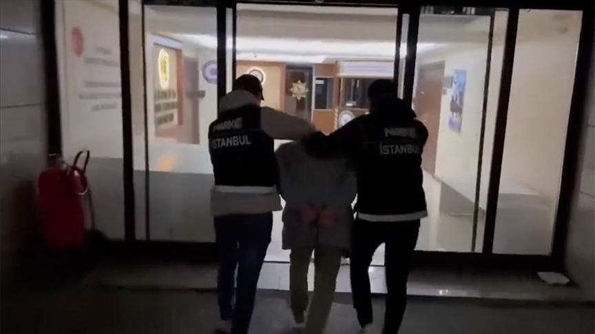 Kafes-21 Operasyonu'nda 2'si kırmızı bültenle aranan 3 suç örgütü elebaşı yakalandı