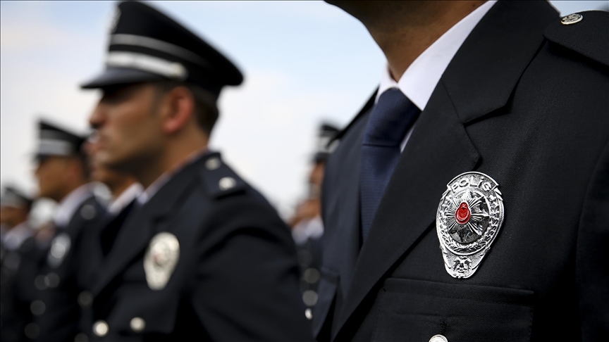 Polis Akademisi'ndeki eğitimlerini tamamlayan 26 bin 731 personel emniyet teşkilatına katıldı