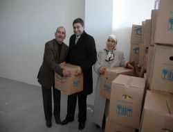 Karslı İşadamından İhtiyaç Sahibi Ailelere Gıda Yardımı