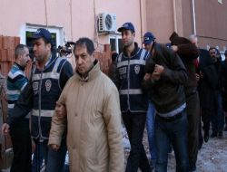 İzmir'de Ergenekon Sanıklarıyla Bağlantılı Şebeke Operasyonu: 13 Kişi Tutuklandı