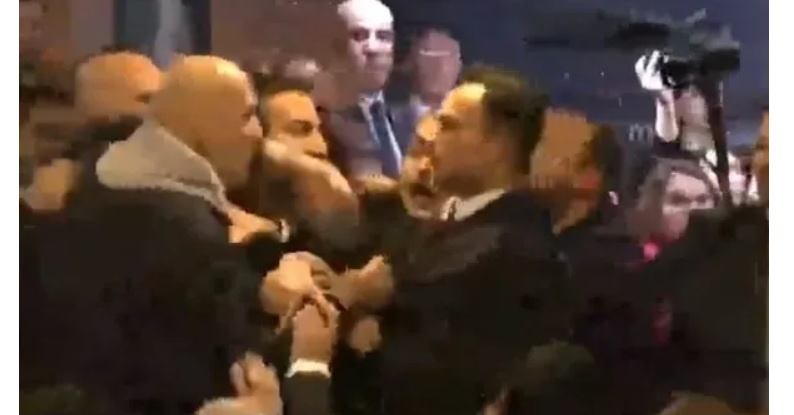 İYİ Parti Ankara aday tanıtım toplantısında kavga çıktı!