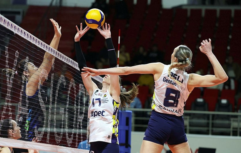Fenerbahçe, Kupa Voley’de yarı finale yükseldi