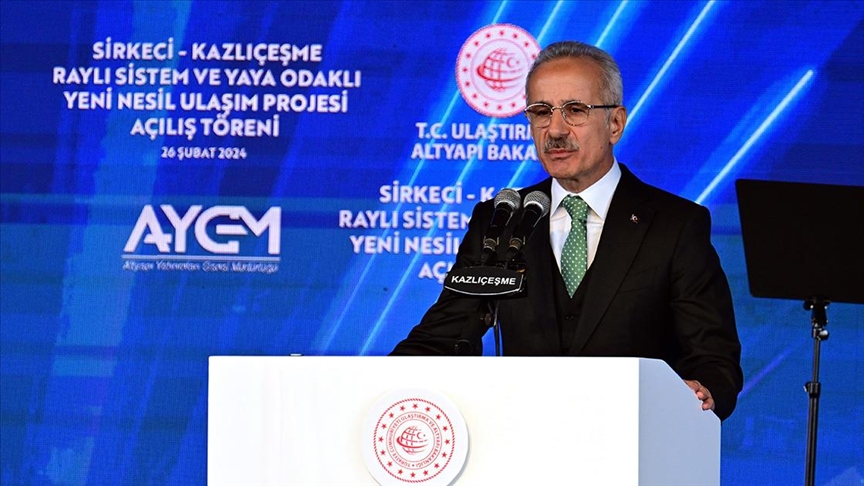 Uraloğlu: Sirkeci-Kazlıçeşme Hattı'nı sil baştan yaparak yeniden İstanbul'a kazandırdık