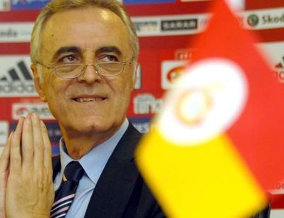 Özhan Canaydın'ı Kaybettik