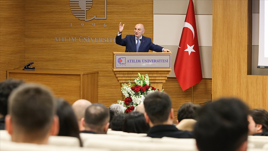 Cumhur İttifakı'nın ABB Başkan adayı Altınok, üniversite öğrencileriyle bir araya geldi