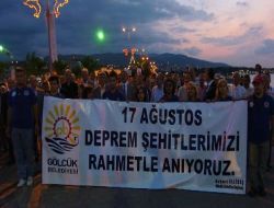 Marmara Depremi'nin Merkez Üstü Gölcük'te Anma Töreni Düzenlendi!