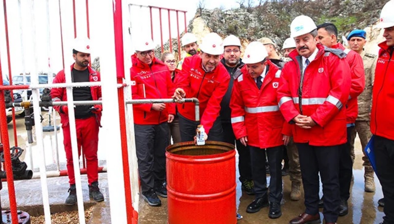 Bakan Bayraktar: Gabar'da 40 bin varil günlük üretimi geçmiş bulunuyoruz