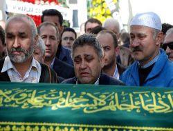 Boğazı Kesilerek Öldürülen Üniversite Öğrencisinin Cenazesi Toprağa Verildi