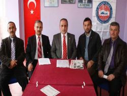 Diyanet Sen, Tiyatro Oyununa Tepki Gösterdi