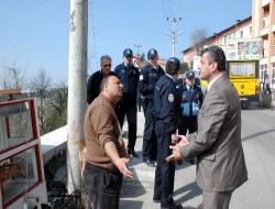 Ereğli'de Zabıta Ekipleri Seyyar Satıcılara Tezgâh Açtırmıyor
