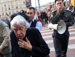 "Demokratik Kurumların Az Gelişmişliği Ve Rüşvet, Sivil Toplumun Gelişmesine Engel"