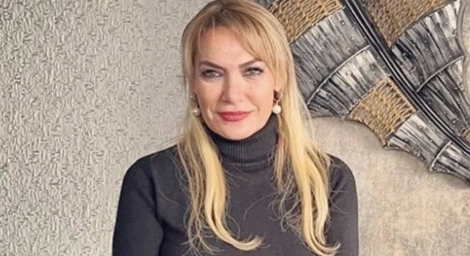 Kadıköy Suadiye Mahallesi'nin türkücü muhtarı Hilal Özdemir'den ilk icraat