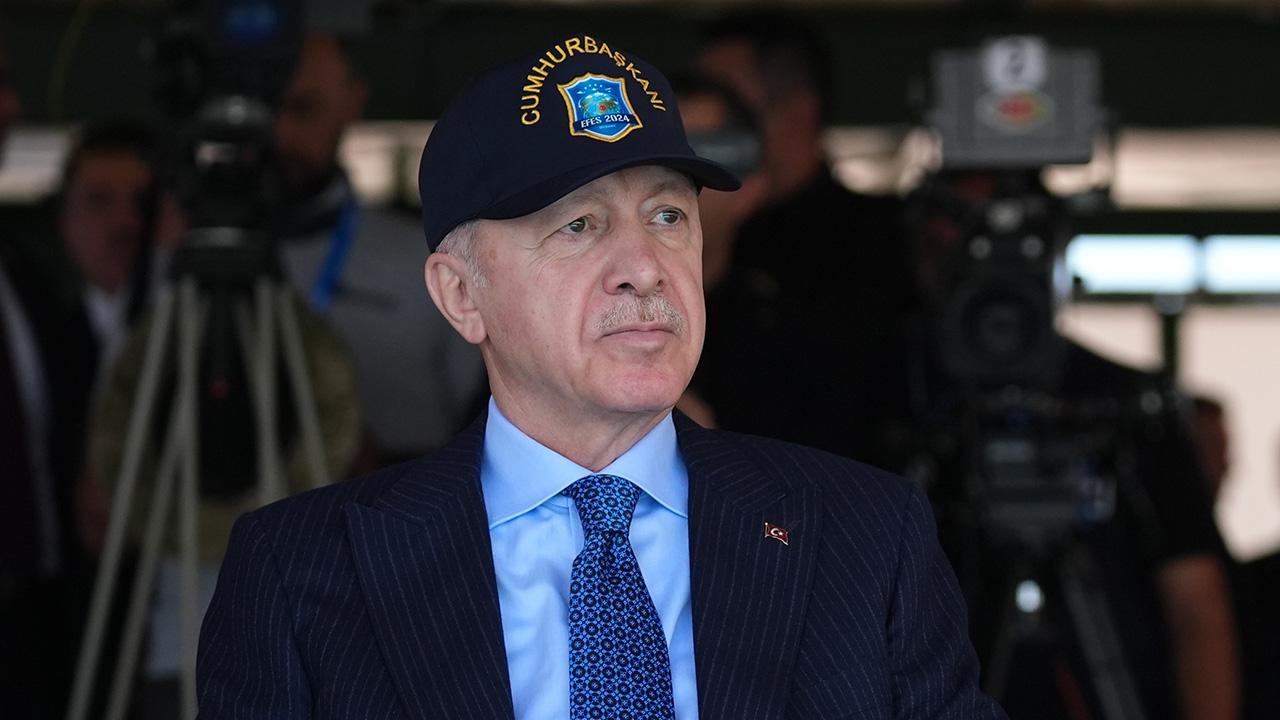 Cumhurbaşkanı Erdoğan: Türkiye, bölücü örgütün bir teröristan kurmasına asla izin vermeyecektir