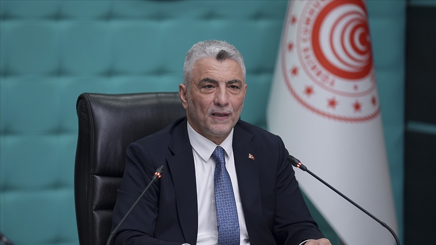 Bolat: Bu yılın ilk 4 ayında dış ticaret açığı, geçen yılın aynı dönemine kıyasla yüzde 30,5 azaldı