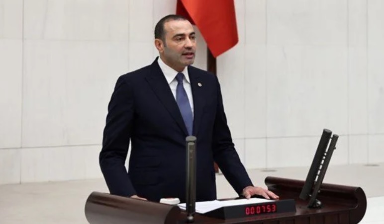 Antalya Milletvekili Aykut Kaya İYİ Parti'den istifa etti!