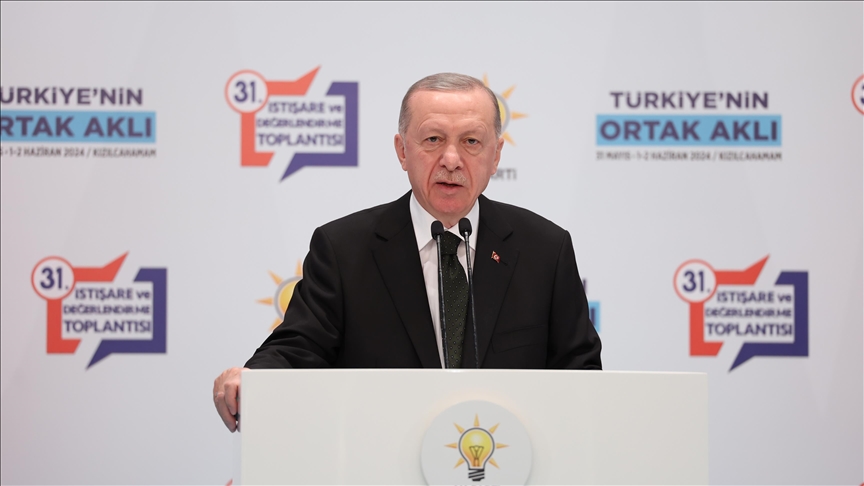 Erdoğan: Darbe anayasasının değiştirilmesi konusunda el ele verebilirsek ülkemizin bahtı da değişecek