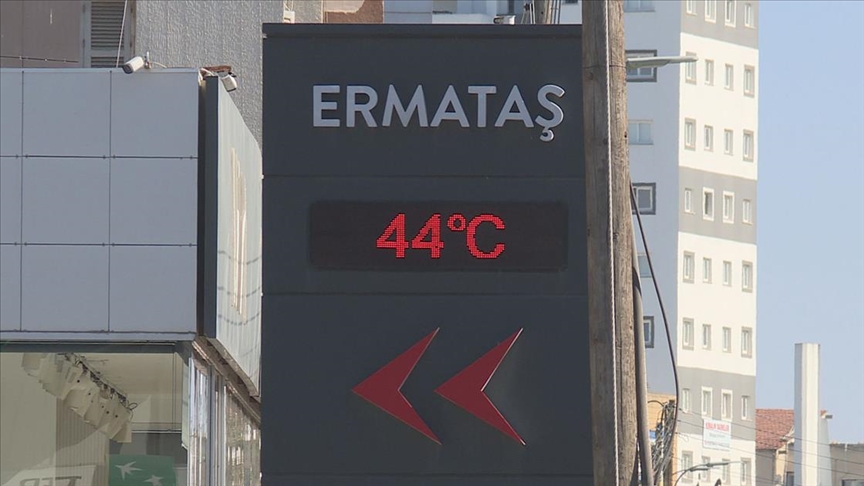 KKTC'de hava sıcaklığı 44 dereceye çıktı!