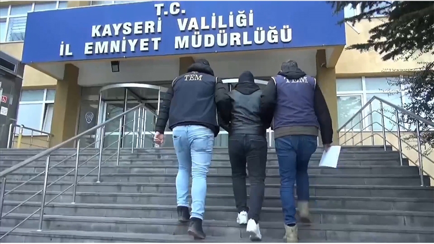 FETÖ'ye yönelik "Kıskaç-19" operasyonlarında 72 şüpheli yakalandı