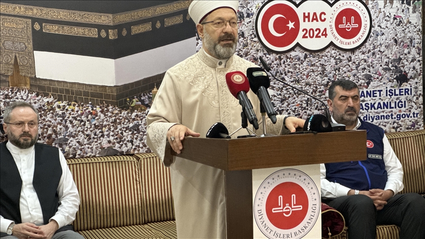 Diyanet İşleri Başkanı Erbaş Mekke'de..