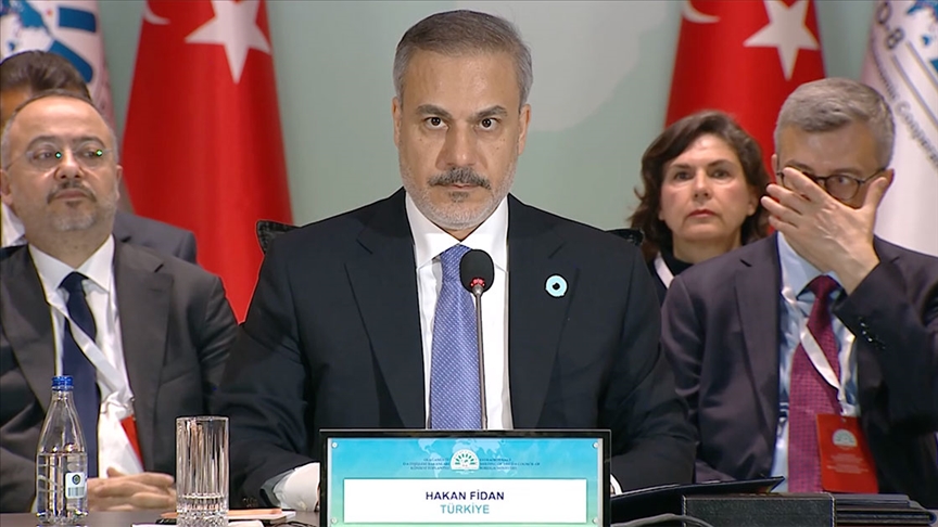 Fidan: Bugün D-8 ülkeleri olarak İstanbul'dan Filistin'e desteğimizi en güçlü şekilde duyuruyoruz