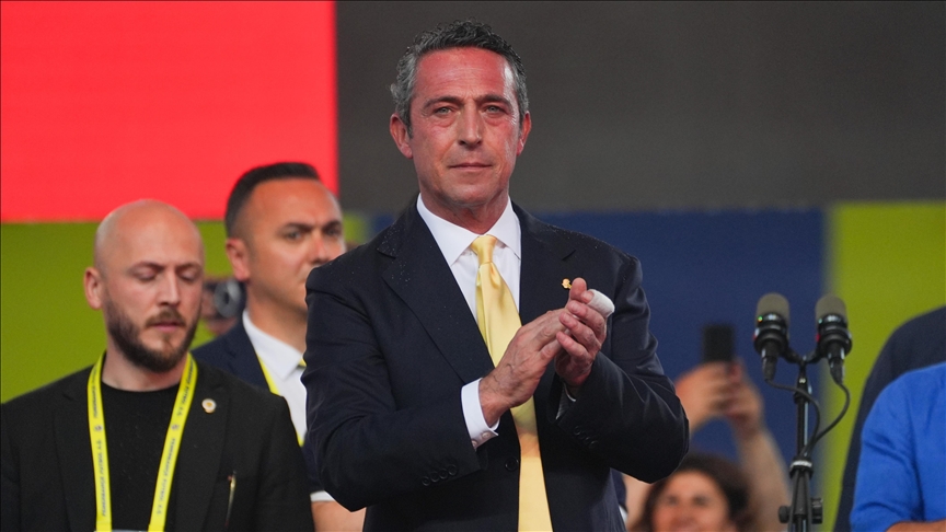 Fenerbahçe Kulübü'nde Ali Koç yeniden başkan seçildi