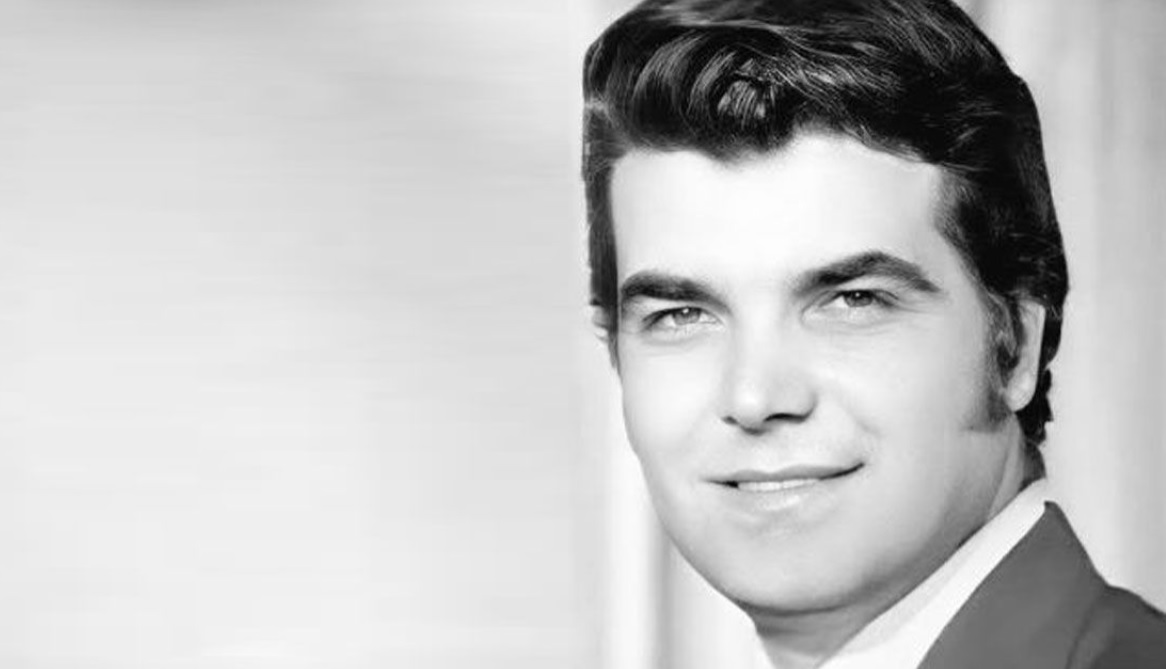 Yeşilçam'ın romantik jönü: MURAT SOYDAN