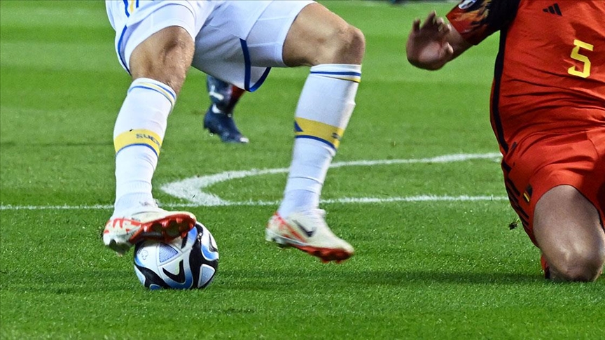 Avrupa Futbol Şampiyonalarının açılış maçları