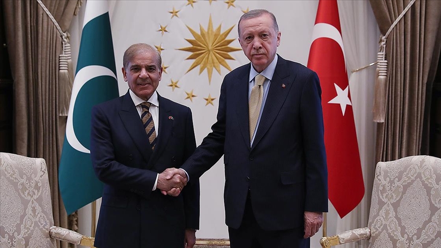 Cumhurbaşkanı Erdoğan, Pakistan Başbakanı Şerif ile telefonda görüştü