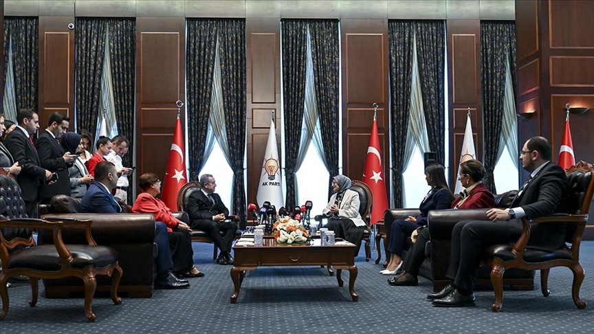 Siyasi Partilerde Bayramlaşma Ziyaretleri