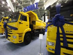 Daimler, Rusya'da 4 Milyon Euro Rüşvet Vermekle Suçlanıyor!!