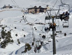 Sirene Davraz Otel Koordinatörü Akkaş: Otelimiz Zarar Ediyor, 40 Günlük Kayak Sezonu İle Yatırımcı Çekilmez