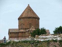 Akdamar'da Yılda 1 Gün Ayin Yapılacak!..