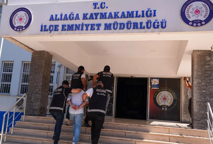 FLAŞ / İzmir'deki Operasyonda 50 Milyon Liralık RÜŞVET ÇARKI ortaya çıkarıldı