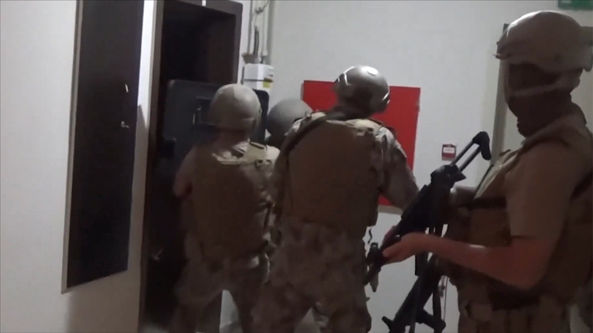 75 ilde düzenlenen "Mercek-21" operasyonlarında 1564 silah ele geçirildi