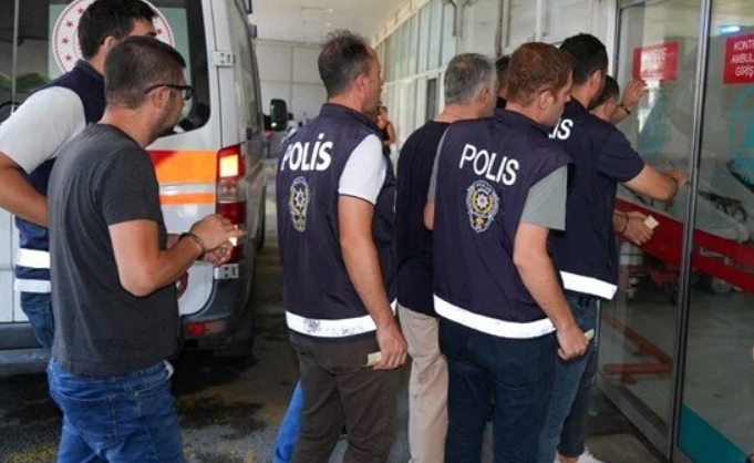 Gümrükteki rüşvet operasyonunda 15 tutuklama